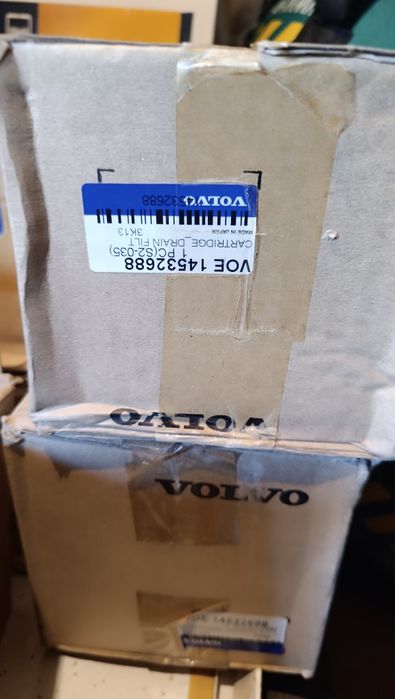 Фильтр  на Вольво оригинал