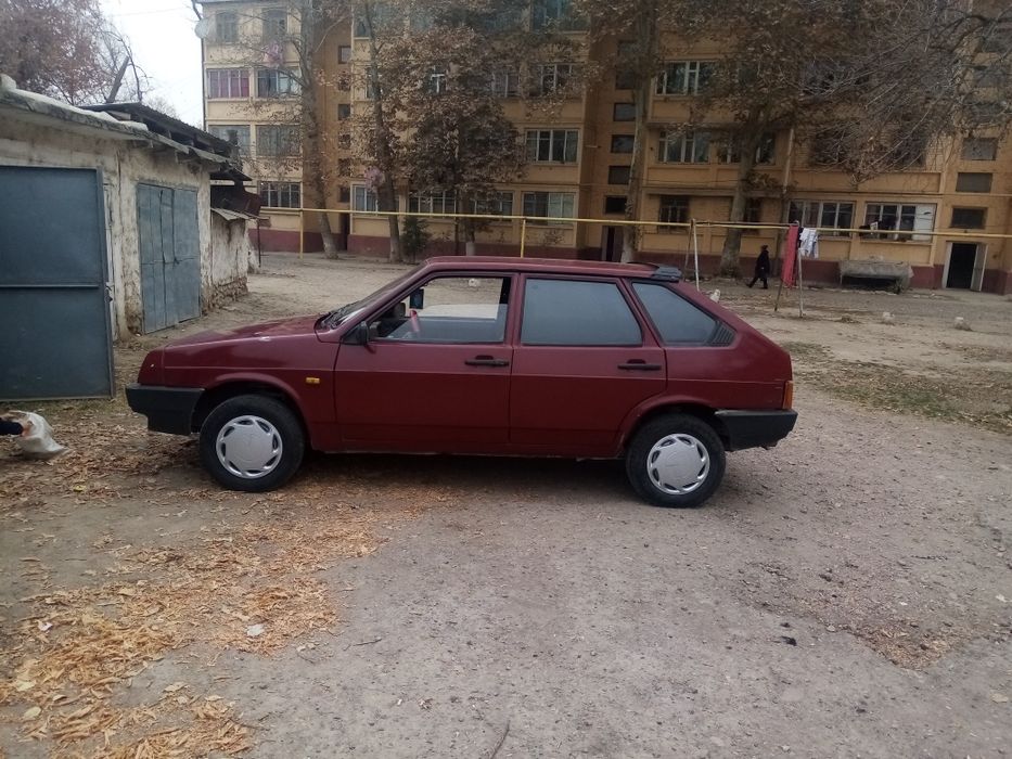 Vaz  2109 sotiladi