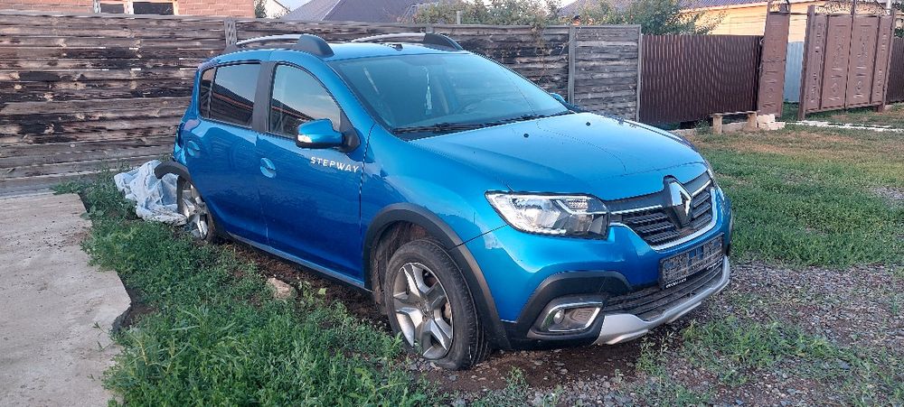 Renault Sandero Stepway 2020 г. после ДТП