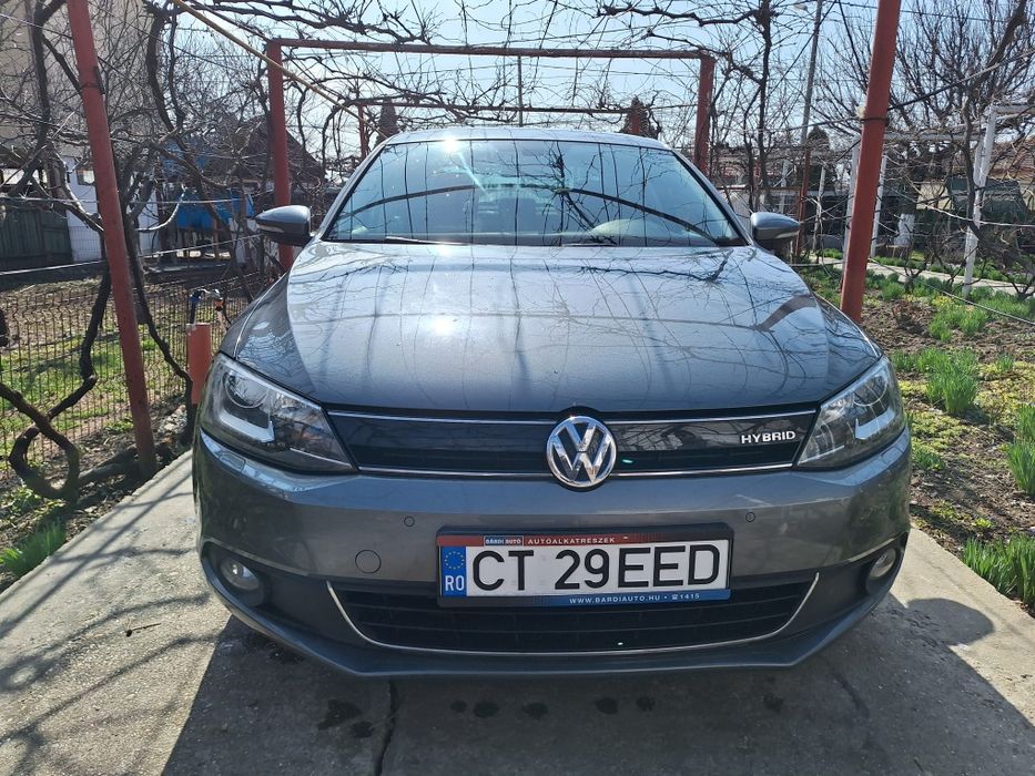 VOLKSWAGEN Jetta 2013 — imagine 4