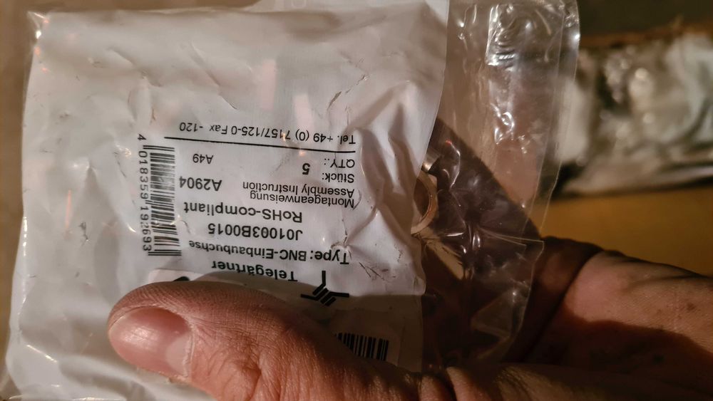 конектор BNC-Einbaubuchse Telegartner j01003b0015 A20904