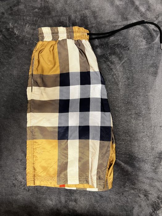 Șort de baie Burberry nou
