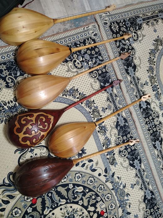 Домбыра б/у домбыра