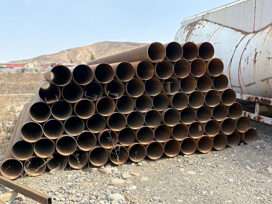 Продаётся круглая металлическая труба