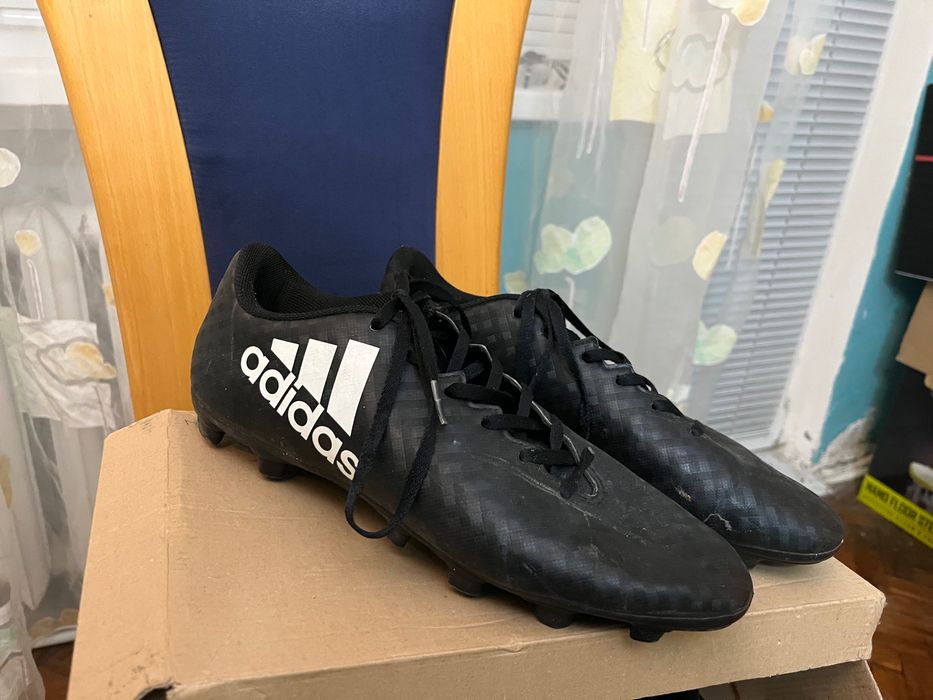 Бутонки за футбол Adidas