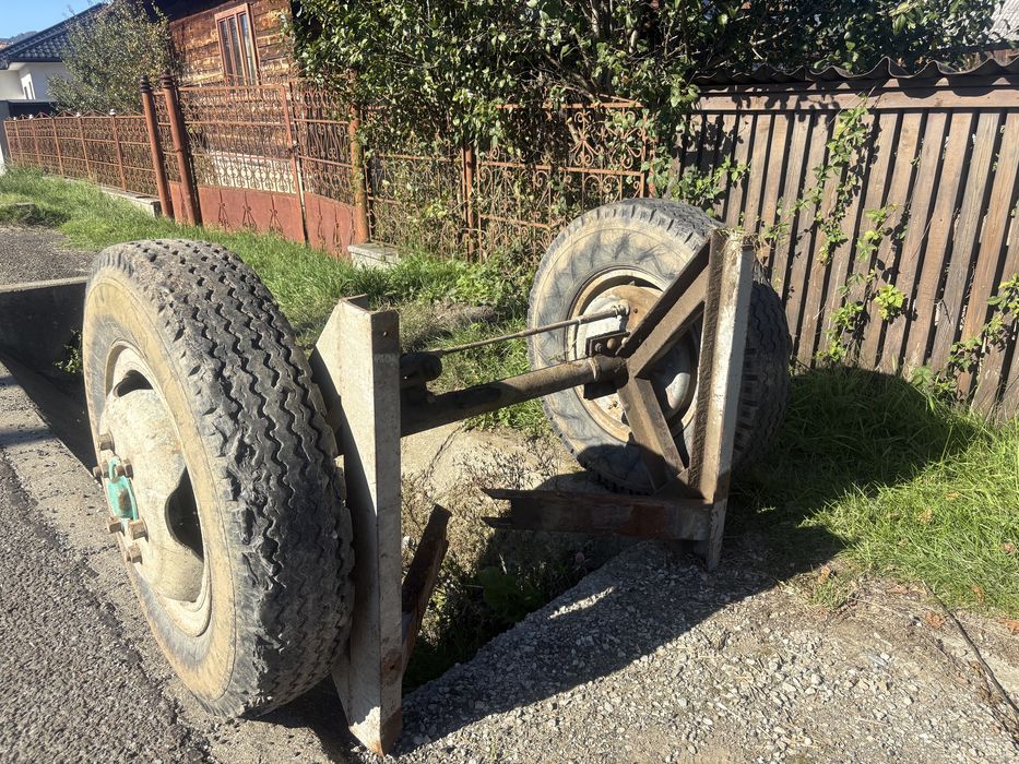 Vând Axa de Remorcă cu frânare