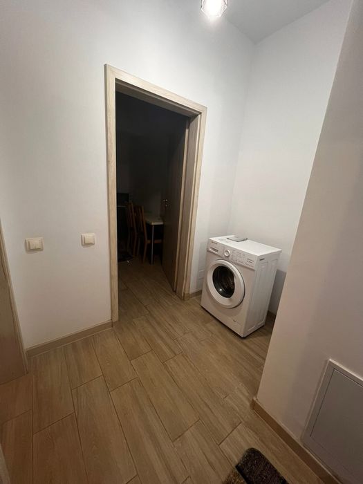 Inchiriez apartament 2 camere decomandat