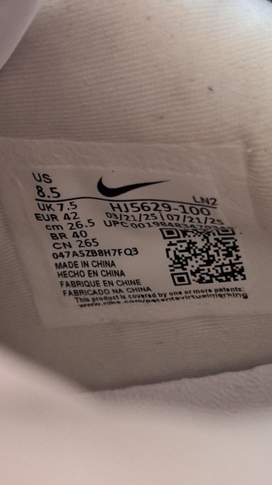 Nike LeBron XXIII
Продавам чисто нови Nike LeBroXIII. Не са носени. Номер 42. Цена 150€