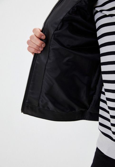 Коженная Куртка Colin's