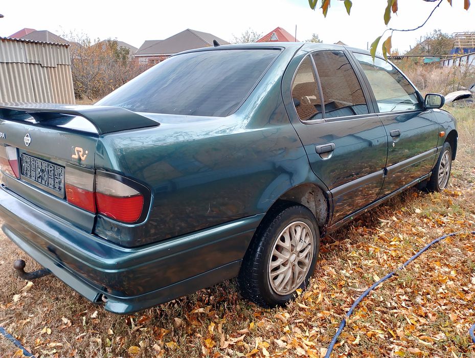 Сатам ниссан примера  п-10.