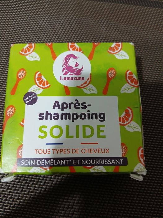 Sampon solid pentru scalp sensibil cu pudra de bujor, Lamazuna, 74 ml