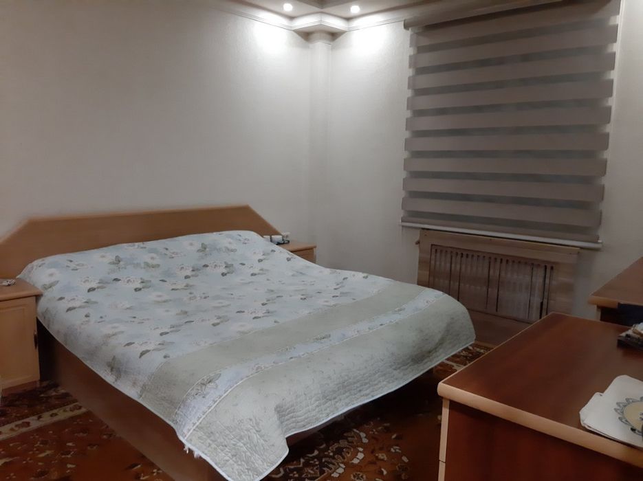 4-х комнатная квартира, 4 этаж, в Чирчике, 9 микрорайон