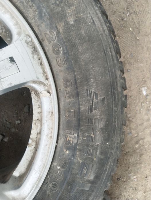 Продам колесо на авто
