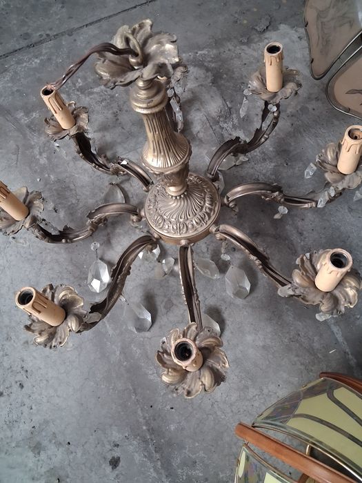 Candelabre vechi moderne