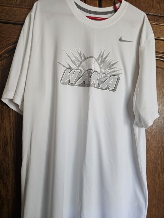 Trocou nike alb nou