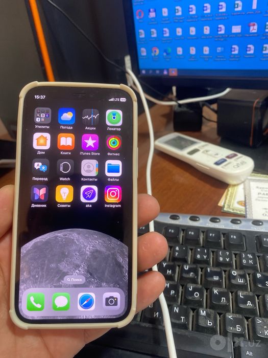 iphone 12 mini .