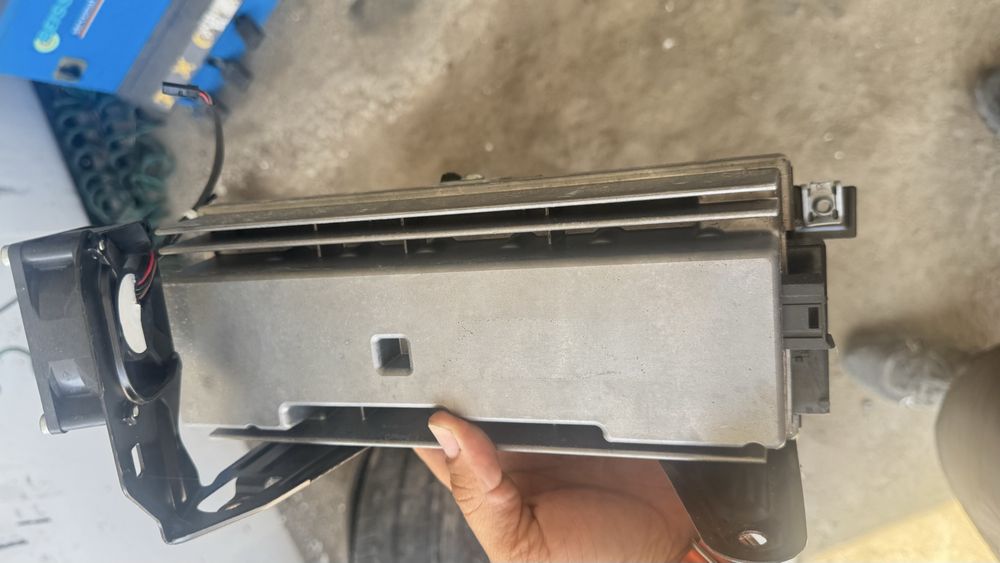 Усилвател за BMW F серия TOP-HiFi Pl6