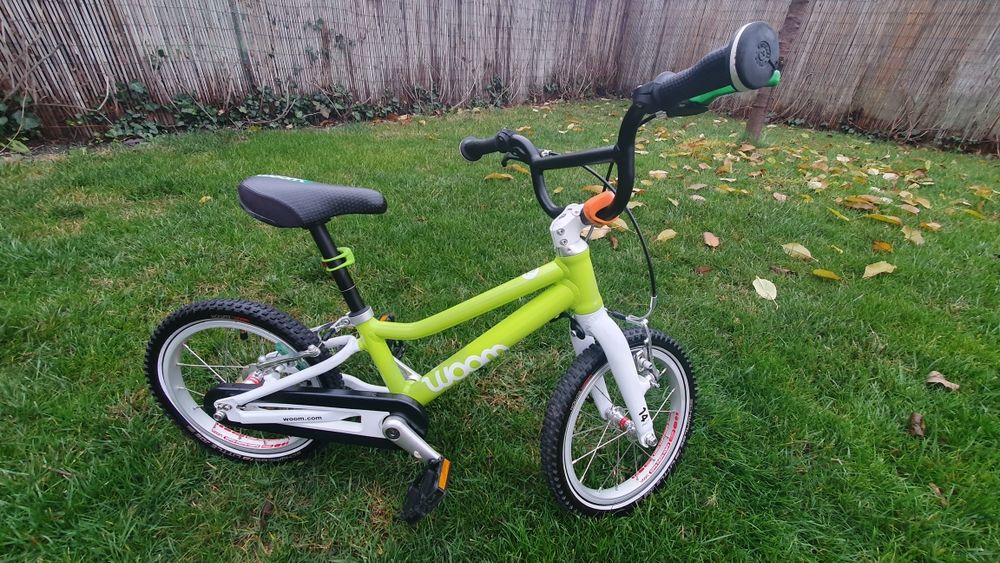 Bicicleta WOOM  2 culoare lime