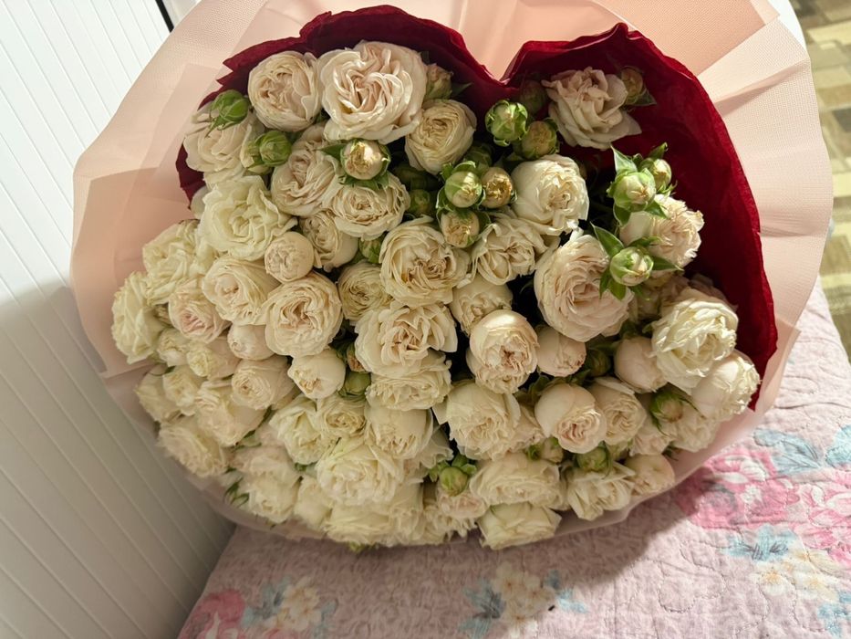 Букеты цветы свежие