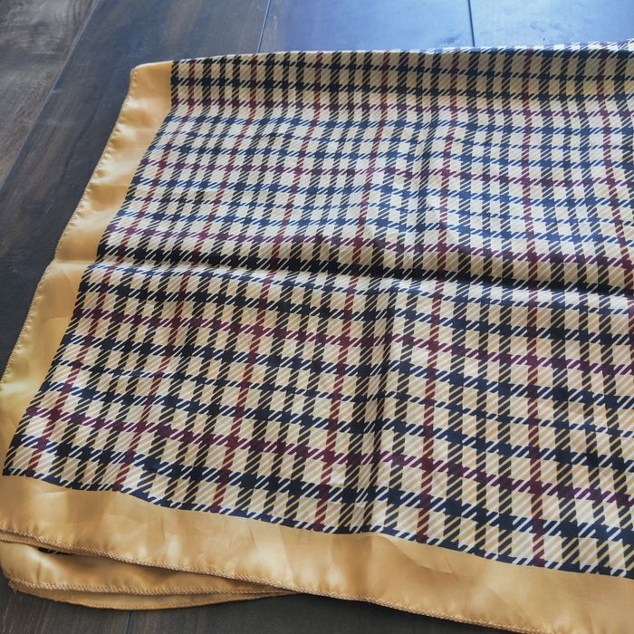 Витинч копринен шал