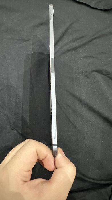 iPad Air 4 обмен ( сломан дисплей )