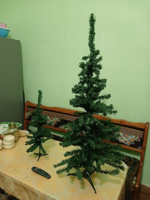 Продоётся ёлка искуственная