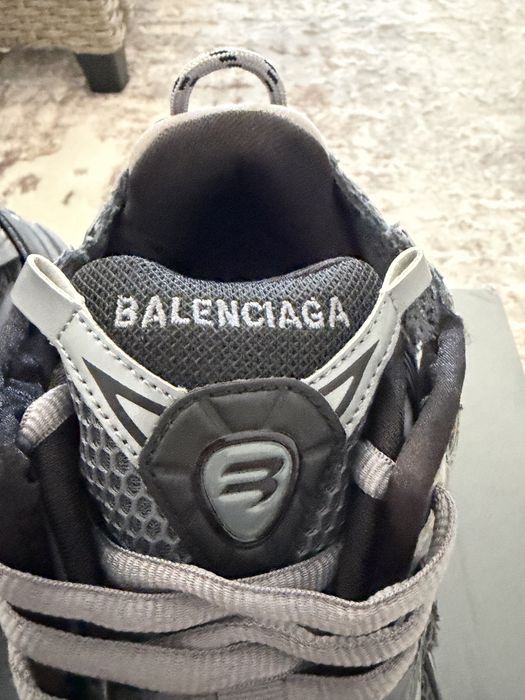 balenciaga runner