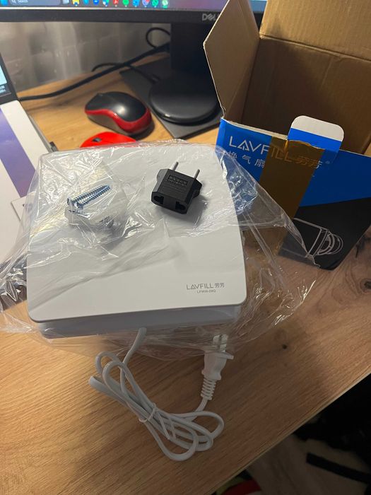 Нов вентилатор за баня Lavfill 100mm с кабел и шуко.