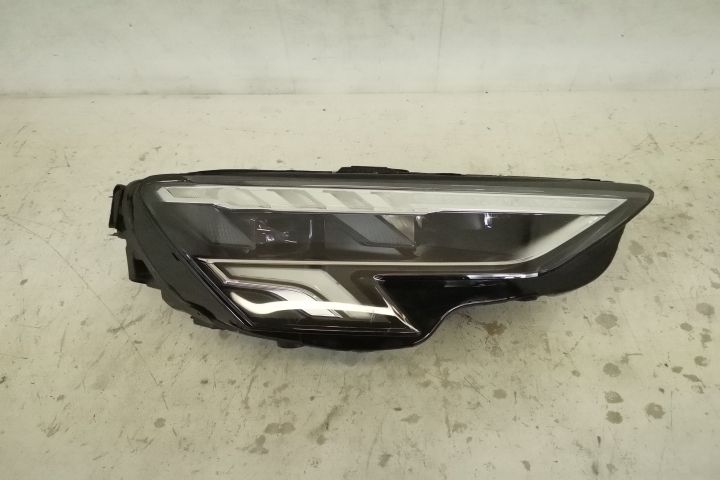 Фар Дясно Оригинален Пълен Лед В Добро Състояние Ауди А3 4 (8Y) / Audi