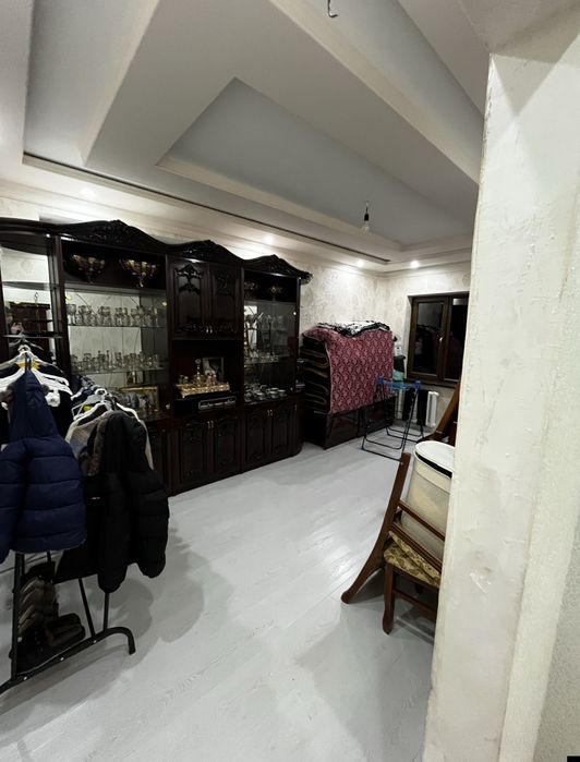 Yunudobod 15 kvartal 4/5/5 uy sotiladi