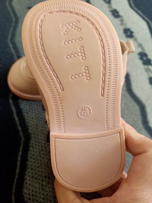 Новая детская обувь