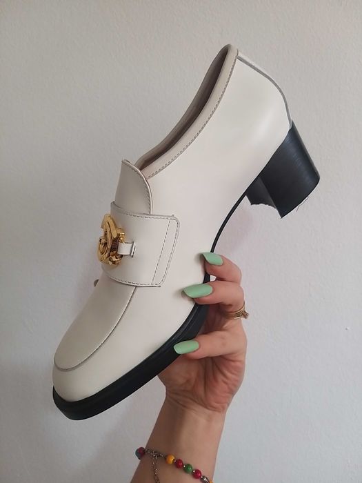 Pantofi Gucci marimea 40