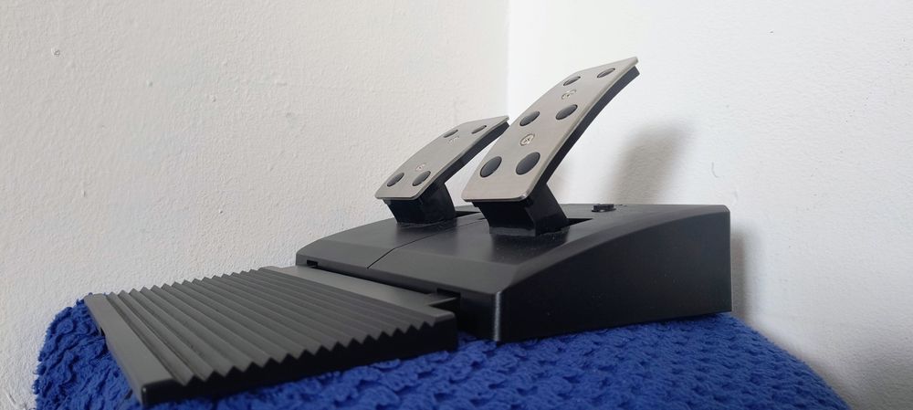 Гейминг волан с педали