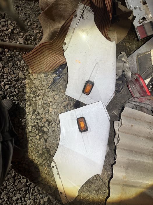 Продам крылья зеркала газель