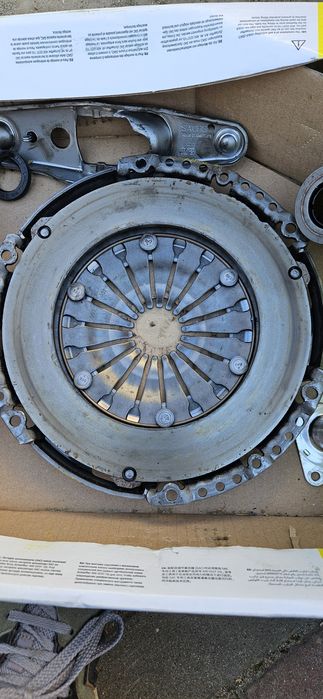 Kit ambreiaj Sachs aproape nou VW / Audi / Skoda / Seat 1.2 TSI CJZA /