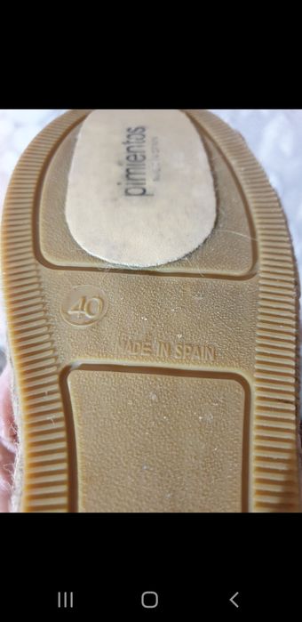 Туфли женские фирменные.