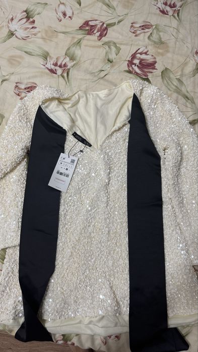 Платье коктейльное