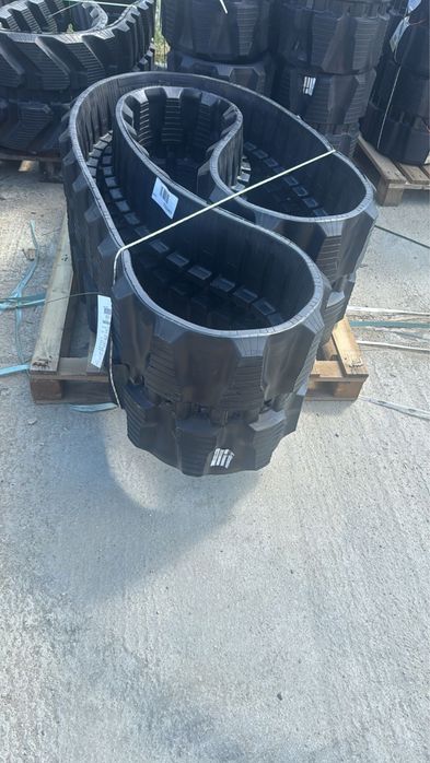 Automiza.ro. Vand piese pentru utilaje de constructii si camioane !
