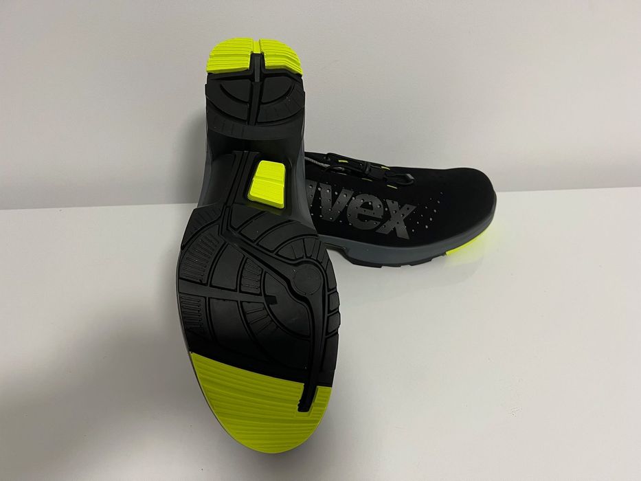 Pantofi Uvex marimea 51 si 52