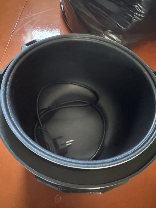 Мультиварка на 4 л