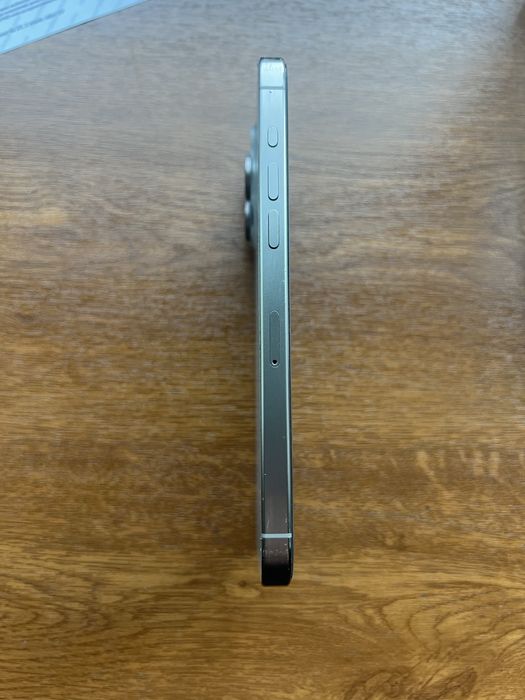Iphone 15 pro max 256gb 85% 10/10