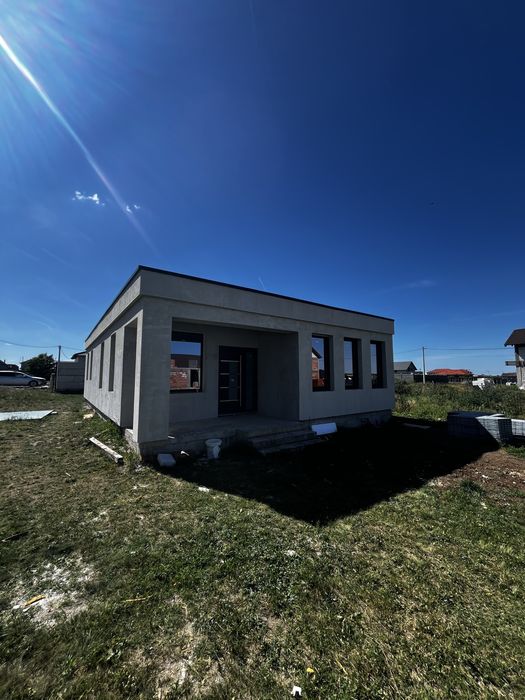 Casa noua moderna in Fântânele