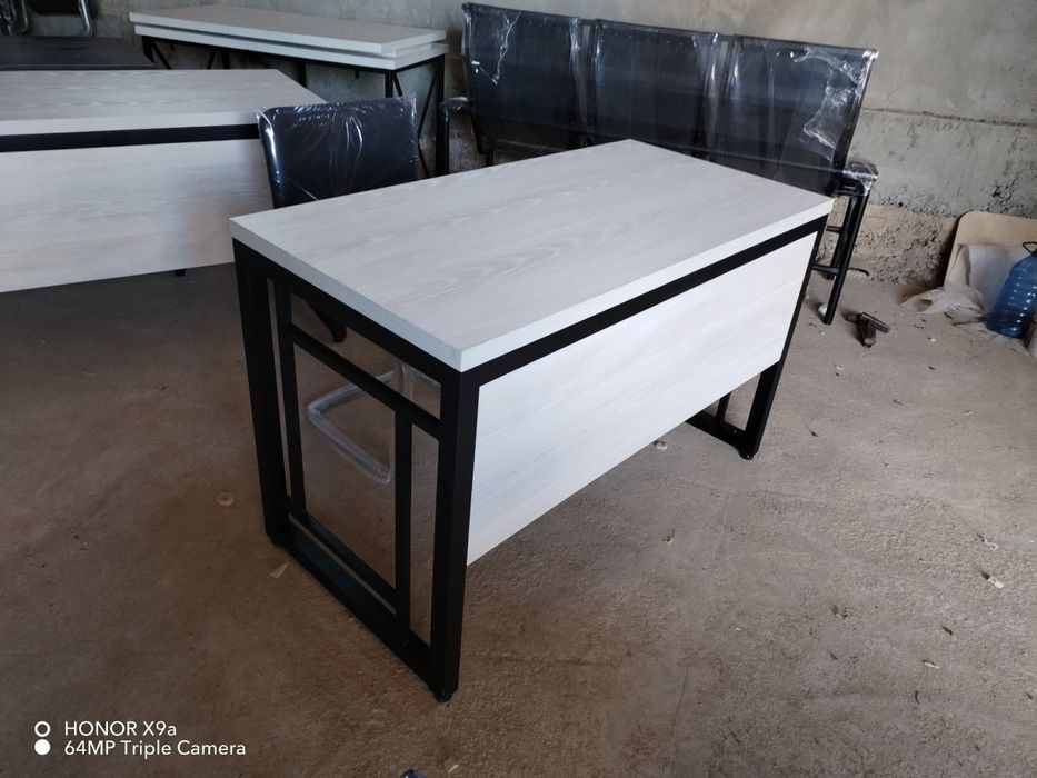 Ofisniy loft stol. Офисный стол лофт