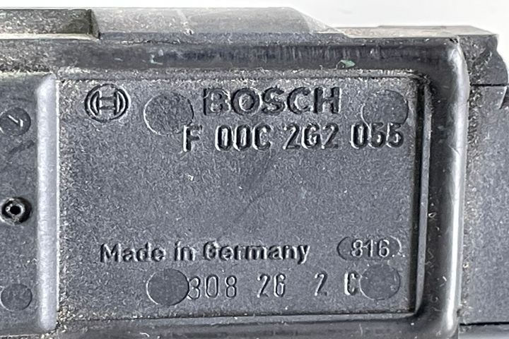 Debitmetru Bosch F00C2G2055 / F 00C 2G2 055 / 308262C Volkswagen VW P