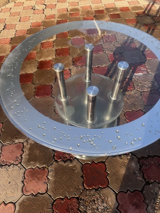 Продам журнальный стол