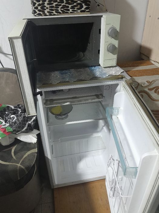 Kuxiniya mebil srochna