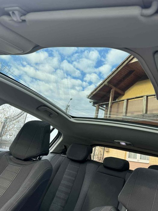 Vând urgent Peugeot 308 1.2  cp 130 benzina euro 6