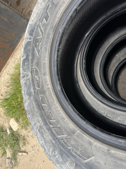 Шины 265/70/17 . А/Т