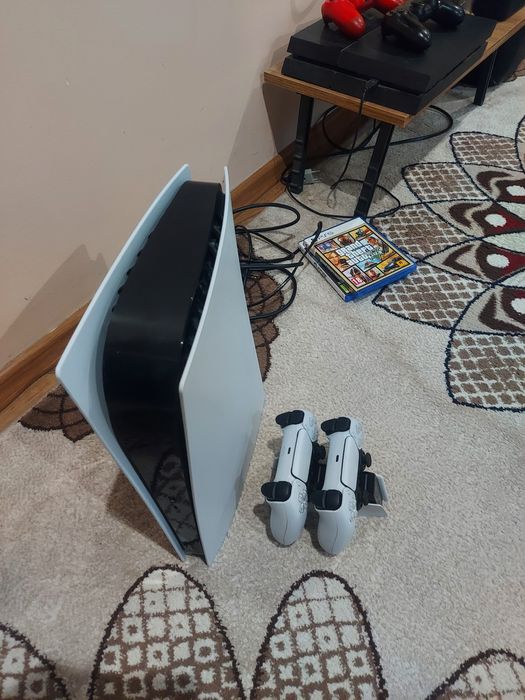 Продам Пс5 PS5 новый