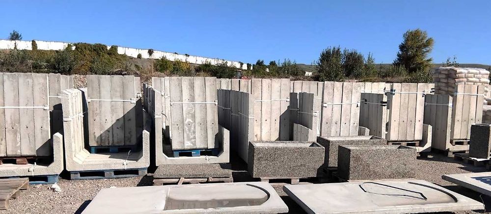 Suport panou solar din beton cu unghi de 30 de grade